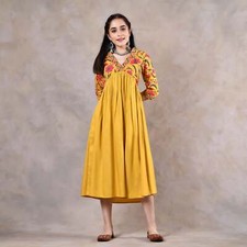 Robe longue femme indienne
