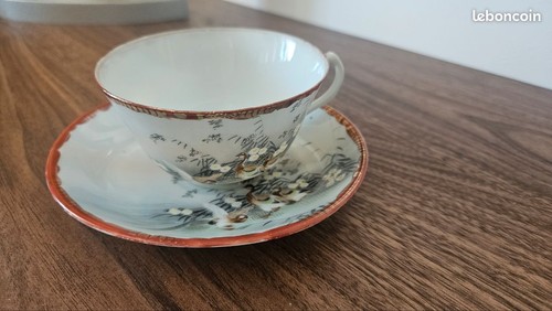 Tasse ancienne porcelaine