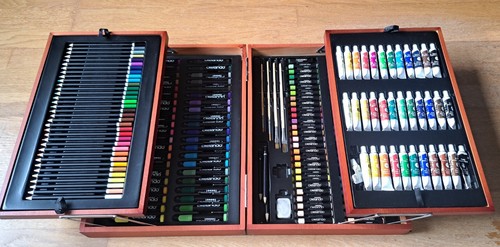 Malette géante dessin - dessin, pastels