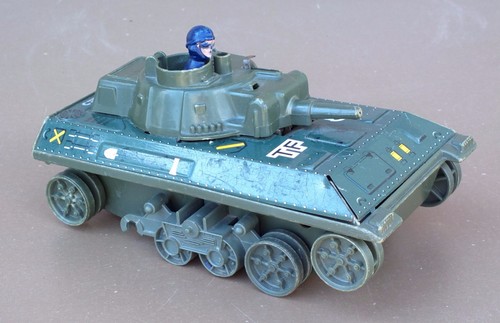 Tank joustra ancien jouet - tank,