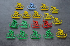 Lot de 18 coureurs cyclistes plastique (Tour de France ?)