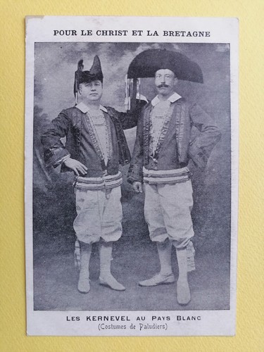 Cpa artistes bretons les - bretons,