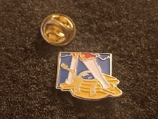 Pin's Estrade Batterie Musique Feu - L21