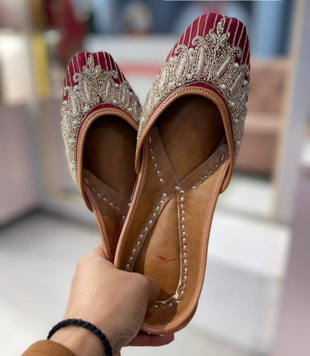 Femme punjabi jutti mariage - punjabi,