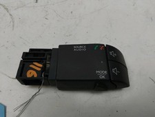 Commande autoradio occasion RENAULT TWINGO III Phase 2 - 0.9i 95ch -