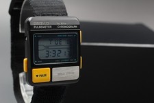 Montre à quartz numérique vintage SEIKO PULSE METER S229-5001 "NEAR MINT"...