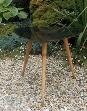 ANCIENNE PETITE TABLE  GUERIDON VINTAGE  TRYPODE plateau noir style scandinave