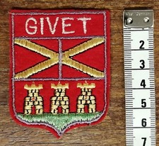 08 Écusson ancien brodé