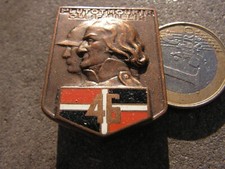 insigne   RIAD TURENNES  46