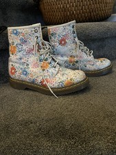 DOC DR. MARTENS WHITE MEADOW