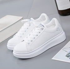 Baskets sneakers blanches brodées à fleurs femmes chaussures pas cher compensées