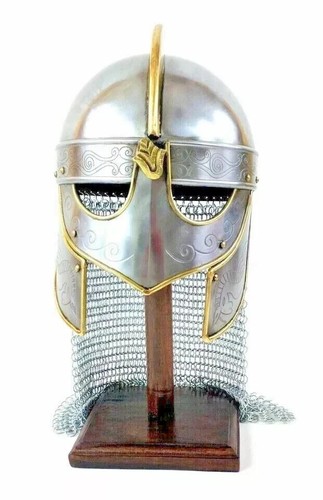Casque médiéval viking fait