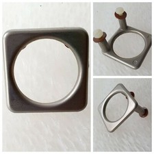 Ancienne  poignée scandinave de meuble-tiroirs en métal .Vendu à l'unité. 