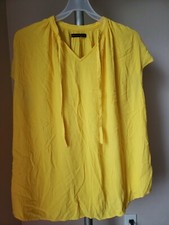 New Women's Sleevless V-Neck