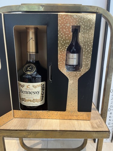 Cognac hennessy very - cognac, special