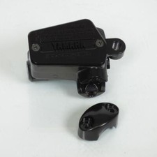 Maître cylindre frein avant