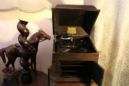 Gramophone electrola 4 - electrola,