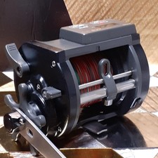 Moulinet d'appât RYOBI SB-02 ALERT étagère SS900 pour bateau