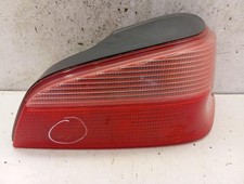 Feu arriere principal droit