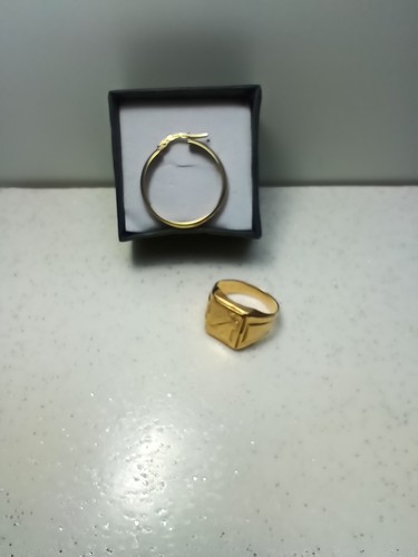 Ancienne bague chevalière - , et
