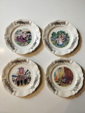 Quatre assiettes à dessert