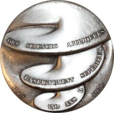 H4146 Rare Médaille