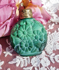 ANCIEN FLACON MINIATURE de PARFUM en VERRE PRESSÉ MOULÉ vers 1920/ 1930