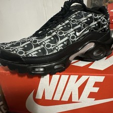 Basket Nike Tn Requin Taille