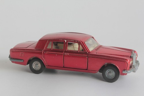 Dinky toys voiture miniature - dinky,