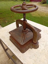 Ancienne PRESSE à relier de notaire en fonte.