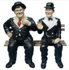 Statue représentant Laurel et