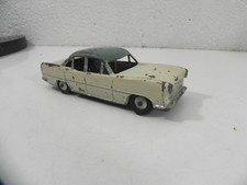 QUIRALU 1/43 ancien SIMCA VEDETTE
