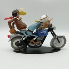 Joe Bar Team Zaza et Bracame Triumph 650 Tiger TR6 C