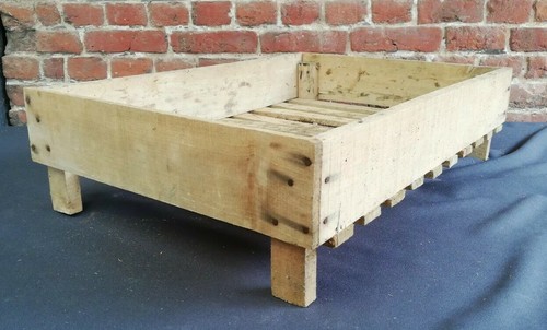Caisse clayette en - /,