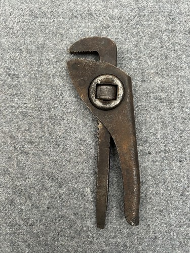 Pince outil clé griffe - outil, a