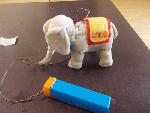 Eléphant téléguidé sambo - téléguidé,
