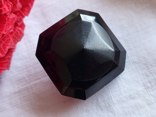 Joli bouton ancien verre - bouton,