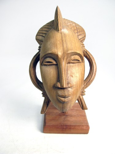 Petit masque passeport baoulé