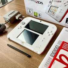 Console Nintendo 2DS Rouge et Blanche en Boite + Chargeur officiel !
