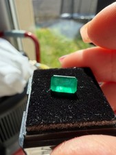 Emeraude 1,335 carat