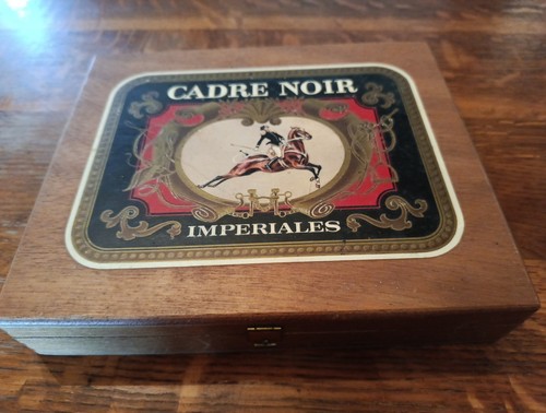 Boite vide rectangulaire - vide,
