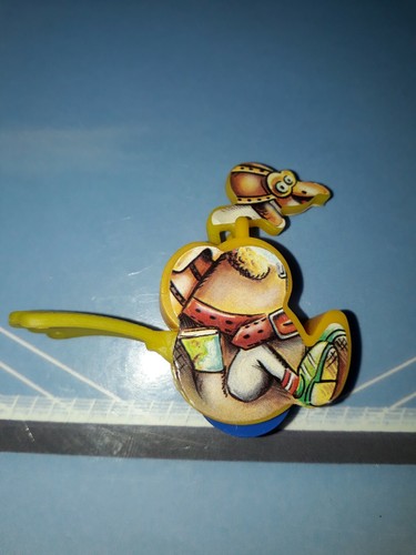 Ancien oeuf cadeau kinder - oeuf,