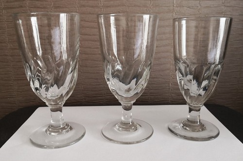 Anciens verres absinthe - à,