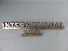 INTERNATIONAL CAMION emblème logo voiture sigle monogramme hayon coffre en métal