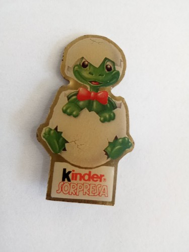 Pin kinder surprise - kinder, sorpresa
