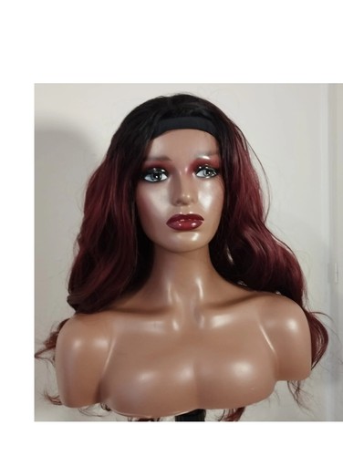 Perruque femme rouge ondulée