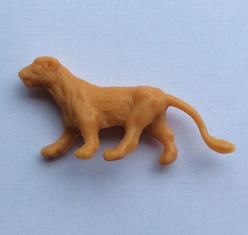 Figurine lionne série cirque - série,