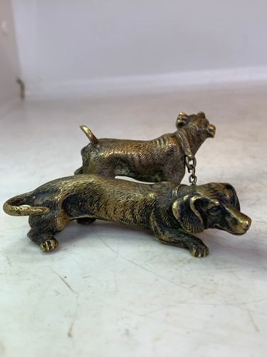 Ancien chien bronze style - en,