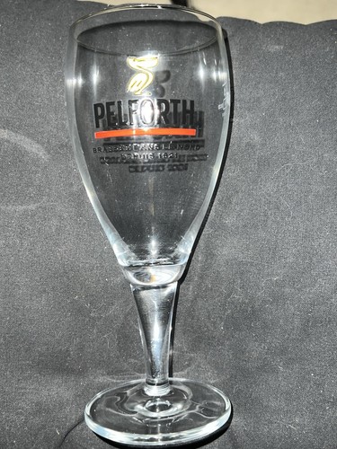 Verre bière sur pied - à,