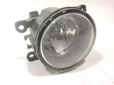 ANTIBROUILLARD AVANT DROIT